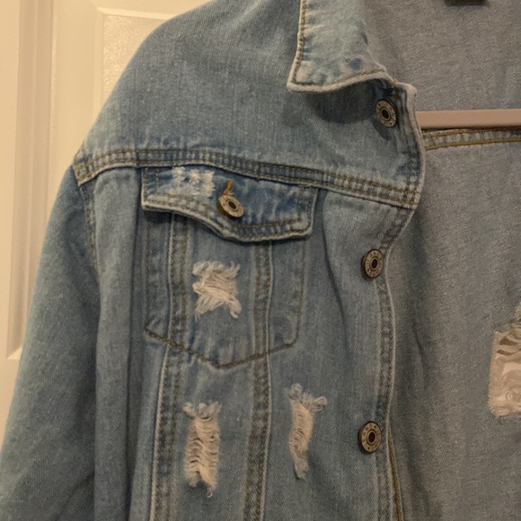 Judy Bridal Jean Jacket Ripped with Front Button Pockets Women’s Large - Picture 3 of 8